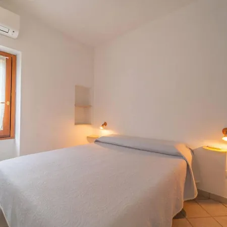 Affittasardegna-casa La Pelosa 3 *