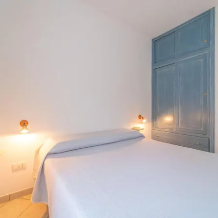 Affittasardegna-casa La Pelosa 3 *