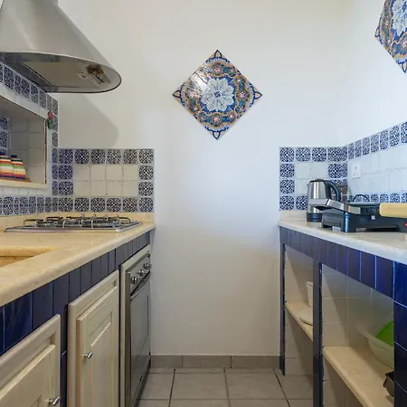 Affittasardegna-casa La Pelosa 3